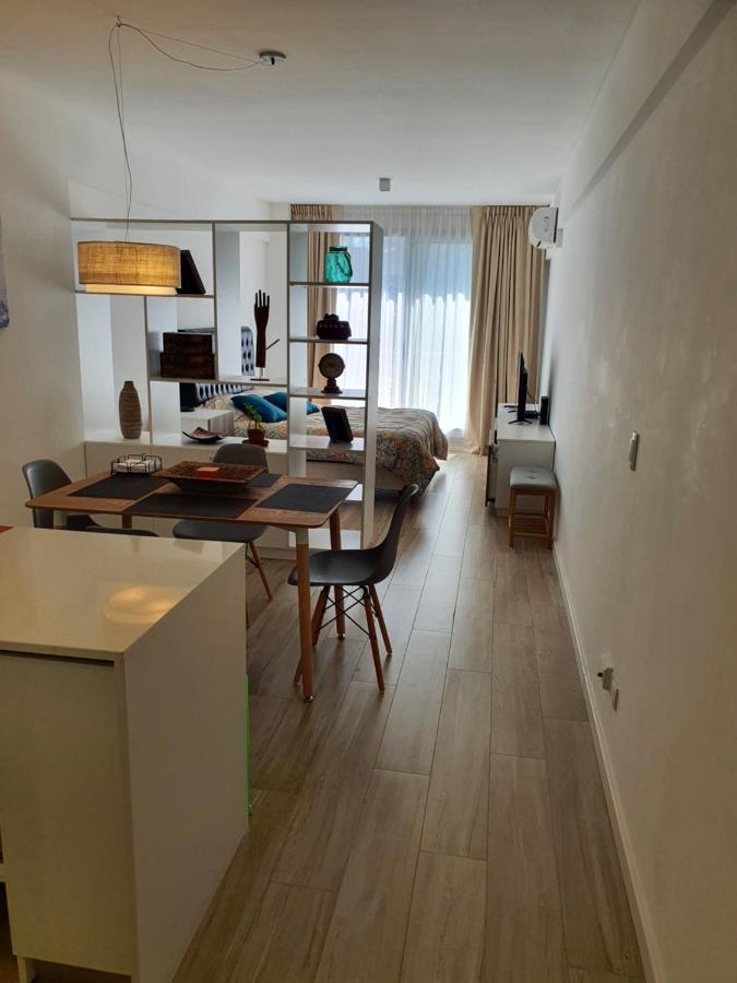 Exclusivo Estudio A Metros De La Rural Y La Embajada Buenos Aires Luaran gambar