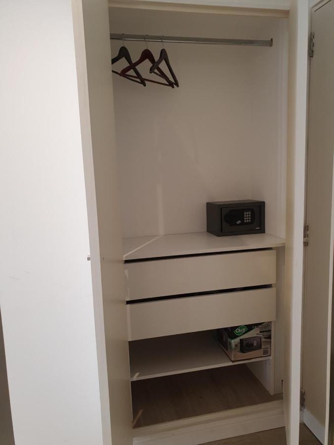 Exclusivo Estudio A Metros De La Rural Y La Embajada Buenos Aires Luaran gambar